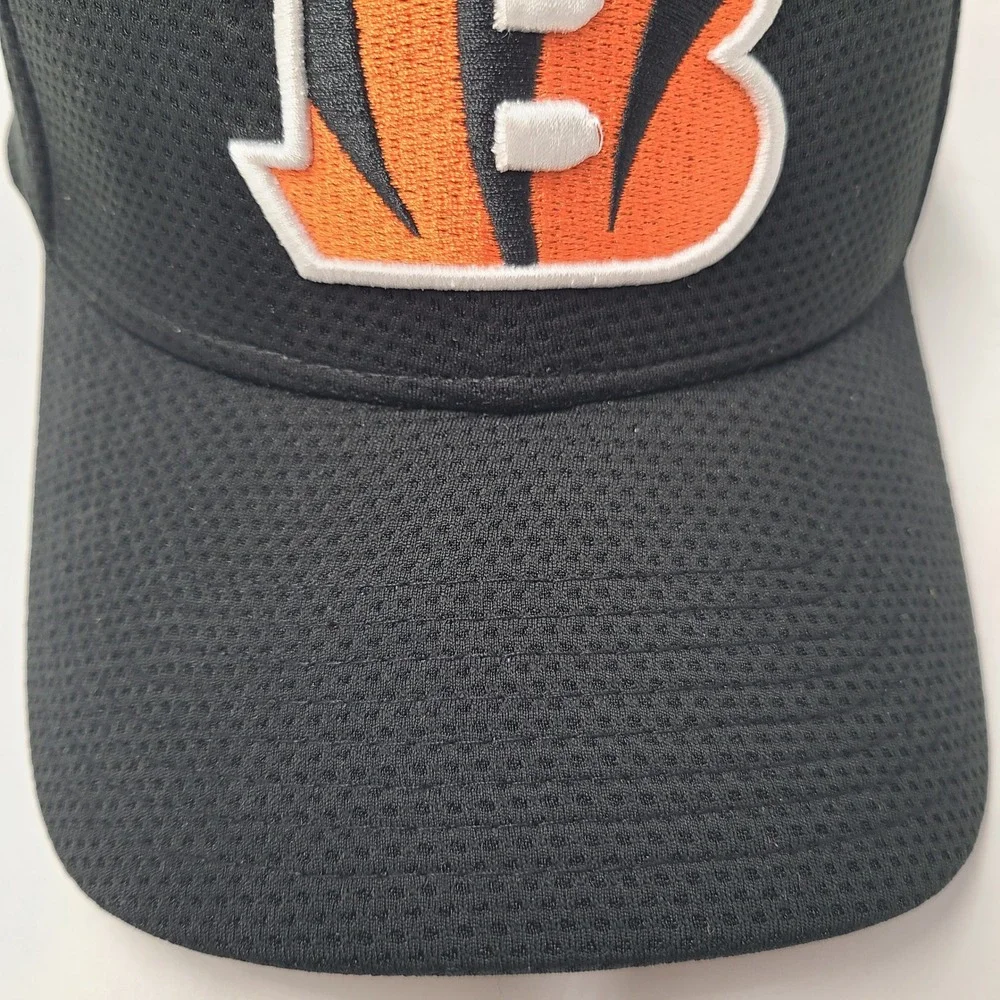 Cincinnati Bengals Hat Fitted M-L New Era 39Thirty Black Orange NFL Football Men